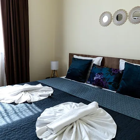 Two-bedroom With Kitchen