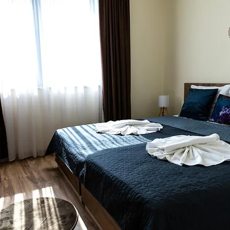 Two-bedroom With Kitchen Apartmán