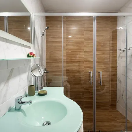 Two-bedroom With Kitchen *