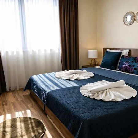 Two-bedroom With Kitchen Святі Костянтин і Олена